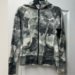 Lululemon Bkack and White Long Sleeve Scuba Hoodie Sz 4